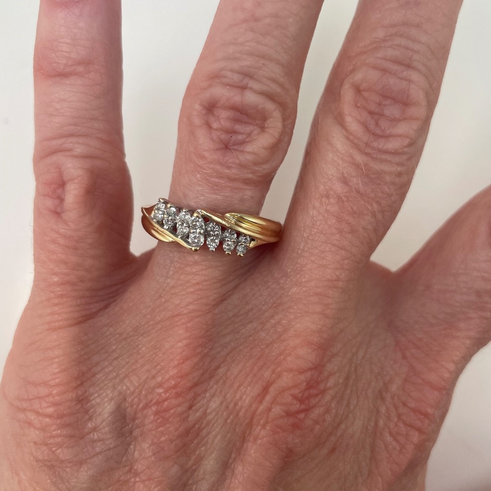 14k yellow gold diamond ring